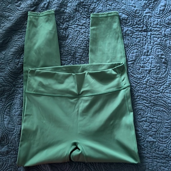 Fabletics full length leggings - Picture 2 of 4